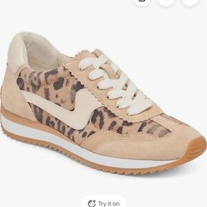 Dolce Vita Emely Leopard Sneakers Size7